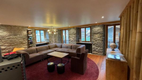 Stegmatte - Unique luxury triplex apartment for 10 persons